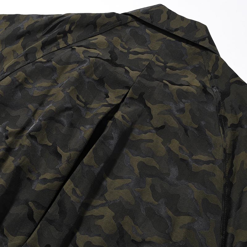 OVER SLEEVE CAMOUFLAGE JACKET -OLIVE-