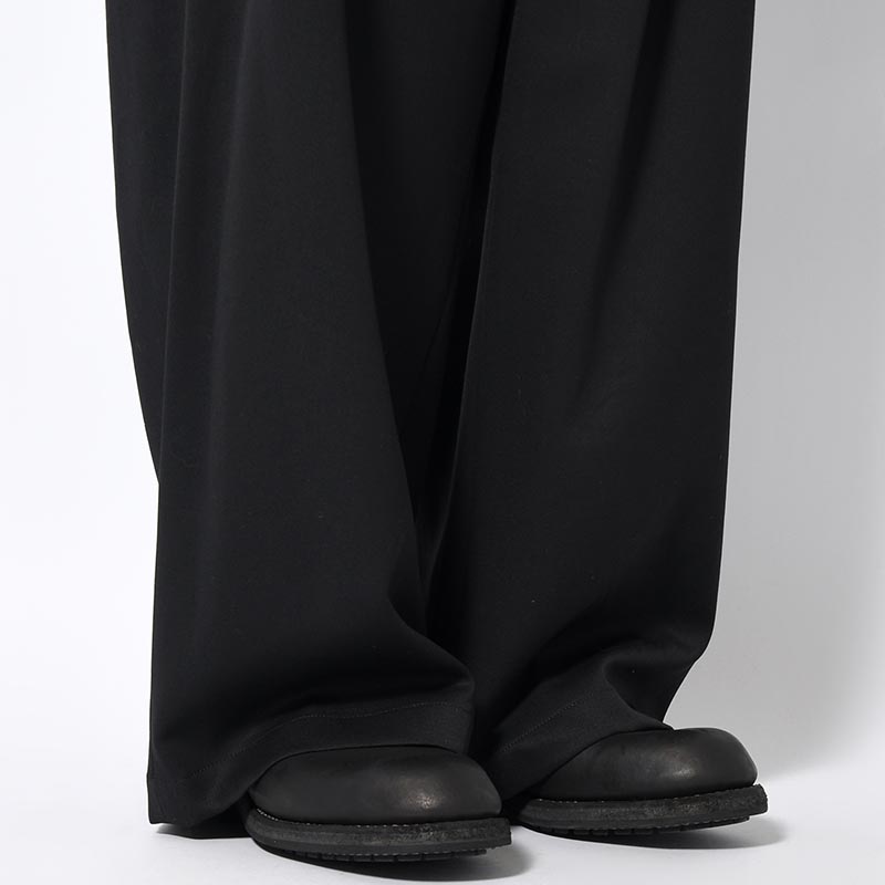 2TUCK WIDE EASY PANTS -BLACK-