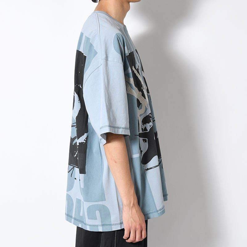 GOING OVER SPECIALTY SS TEE -LIGHT BLUE-