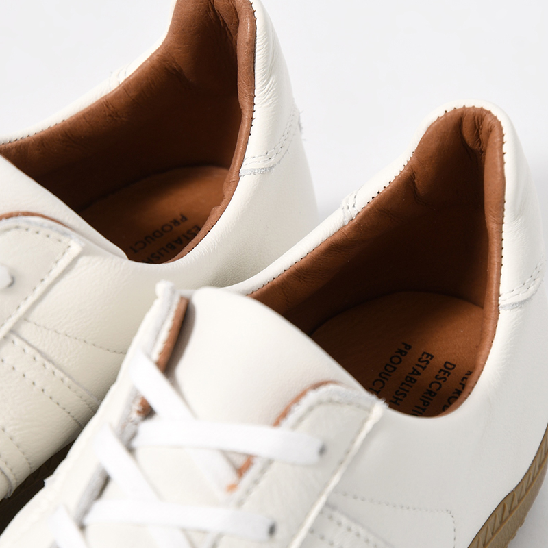 GERMAN MILITARY TRAINER -WHITE-