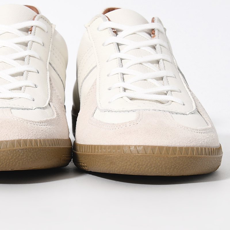 GERMAN MILITARY TRAINER -WHITE-
