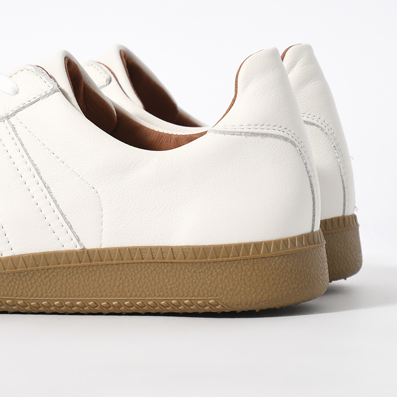 GERMAN MILITARY TRAINER -WHITE-