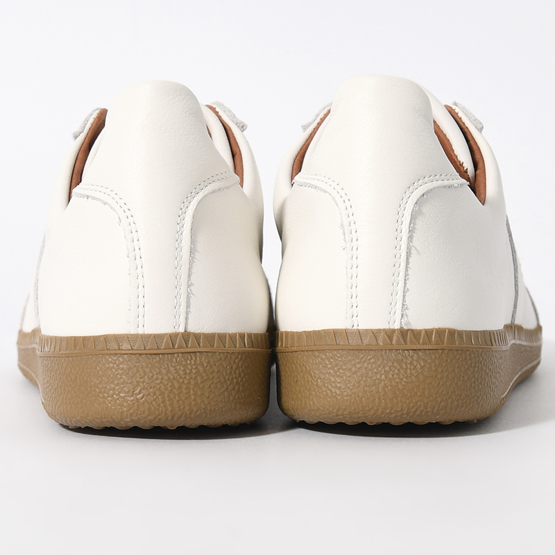 GERMAN MILITARY TRAINER -WHITE-