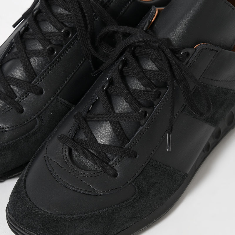 GERMAN MILITARY TRAINER -2.COLOR-