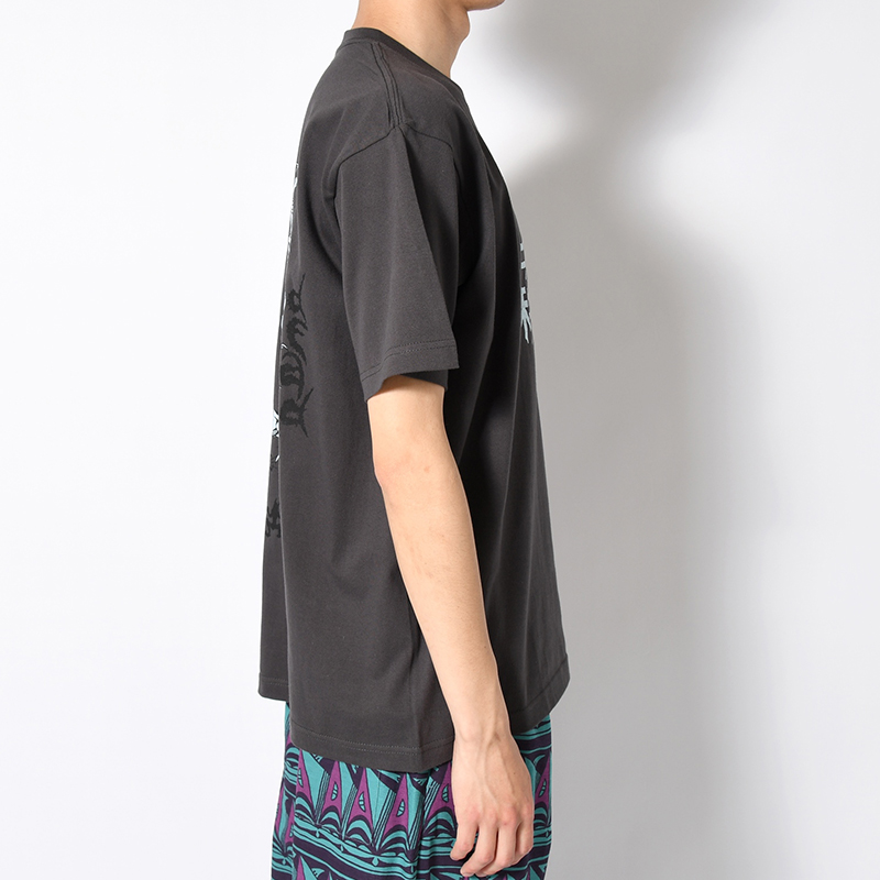 B2B Print Track 09-10 Re : BrainDead -2.COLOR-