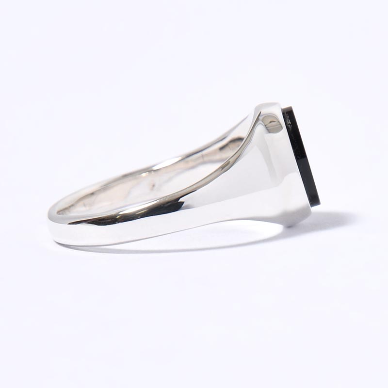 SIGNET OVAL RING(S) / ONYX -SILVER-