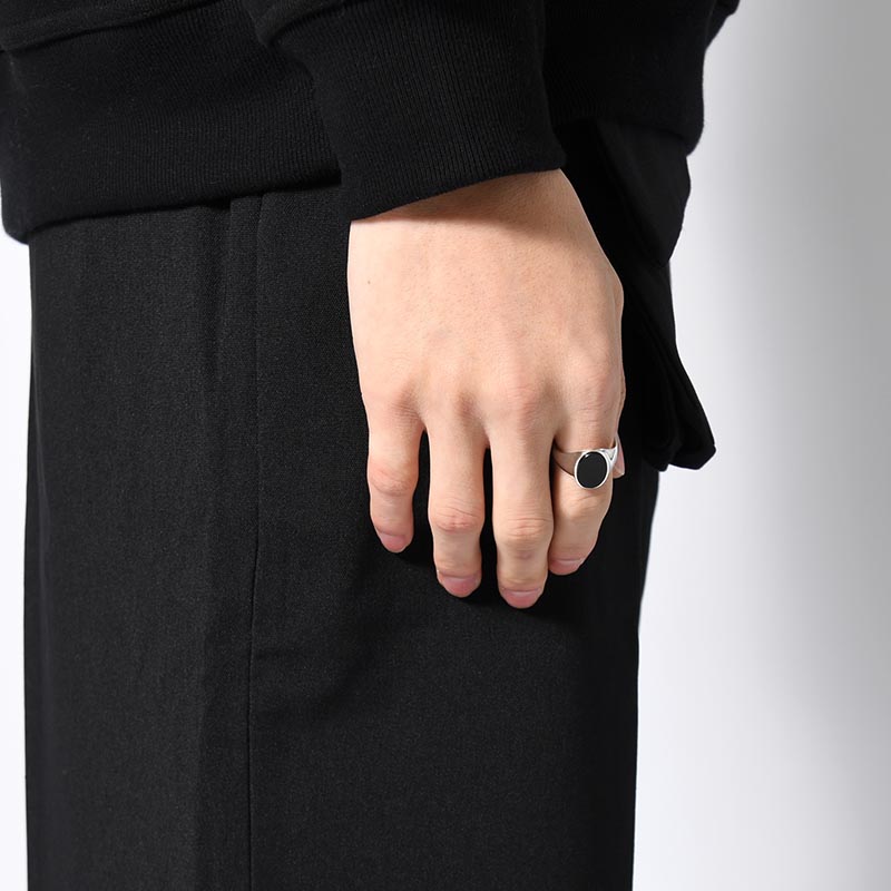 SIGNET OVAL RING(L) / ONYX -SILVER-