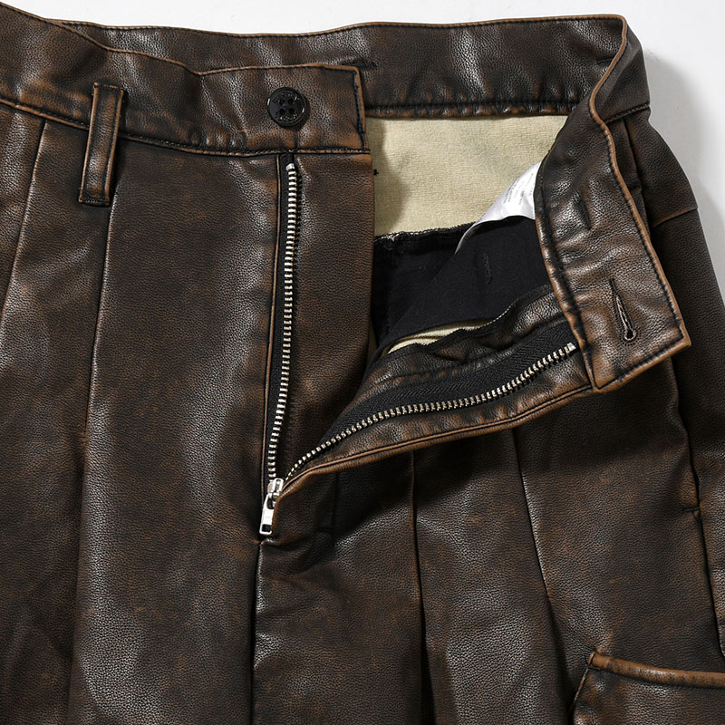 MOONED DELIVERY MAN -VINTAGE BLACK-