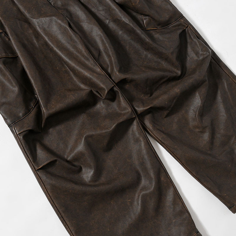 MOONED DELIVERY MAN -VINTAGE BLACK-