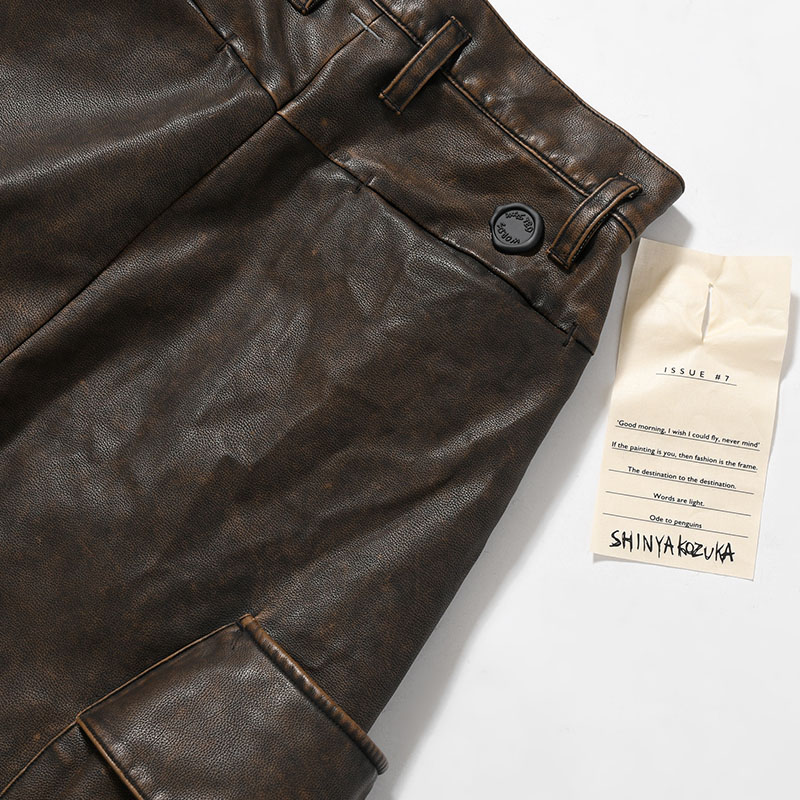 MOONED DELIVERY MAN -VINTAGE BLACK-