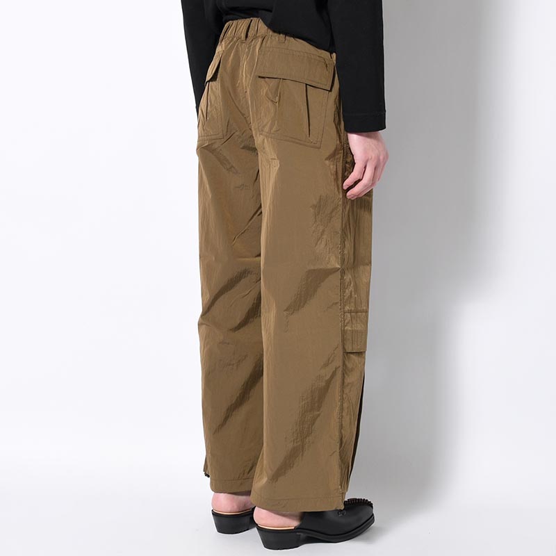 NYLON CARGO PANTS -OLIVE-