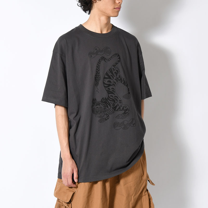 NUE! T-SHIRT -2.COLOR-