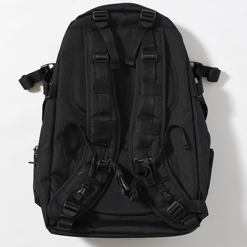 950 TRAVEL BP -BLACK-