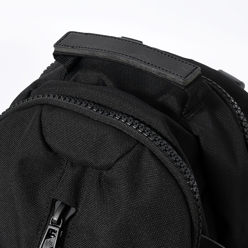 950 TRAVEL BP S -BLACK-