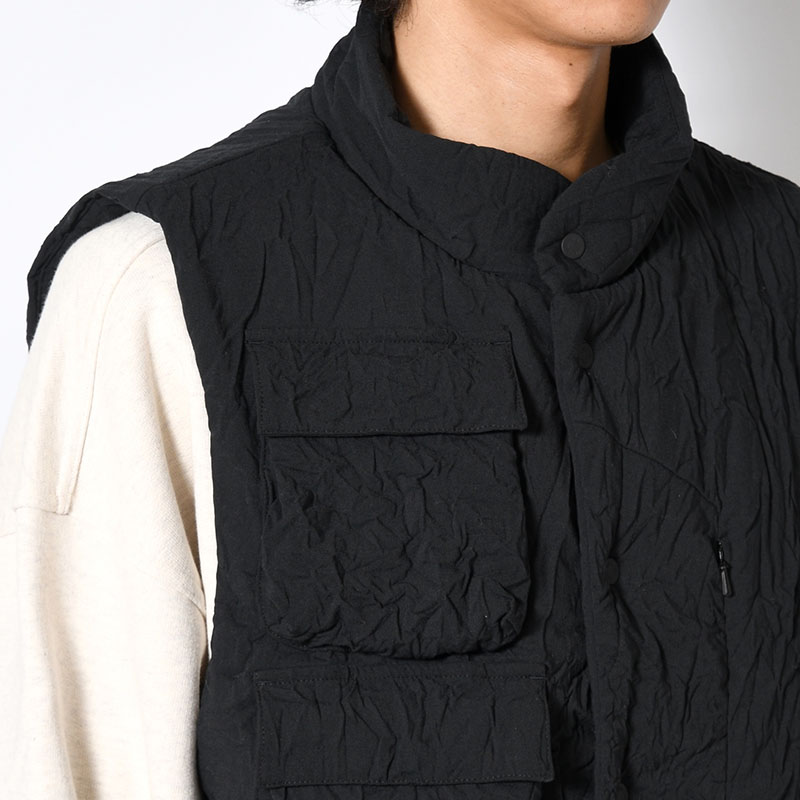 INFINITY CREASE PRIMALOFT VEST -BLACK-