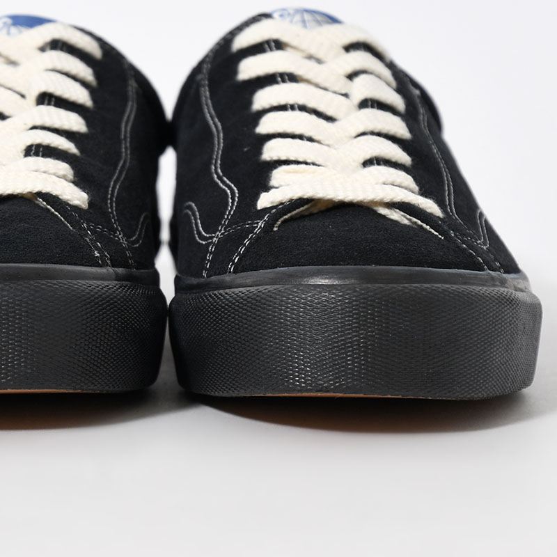 VM003 LO -Black/White/Black-