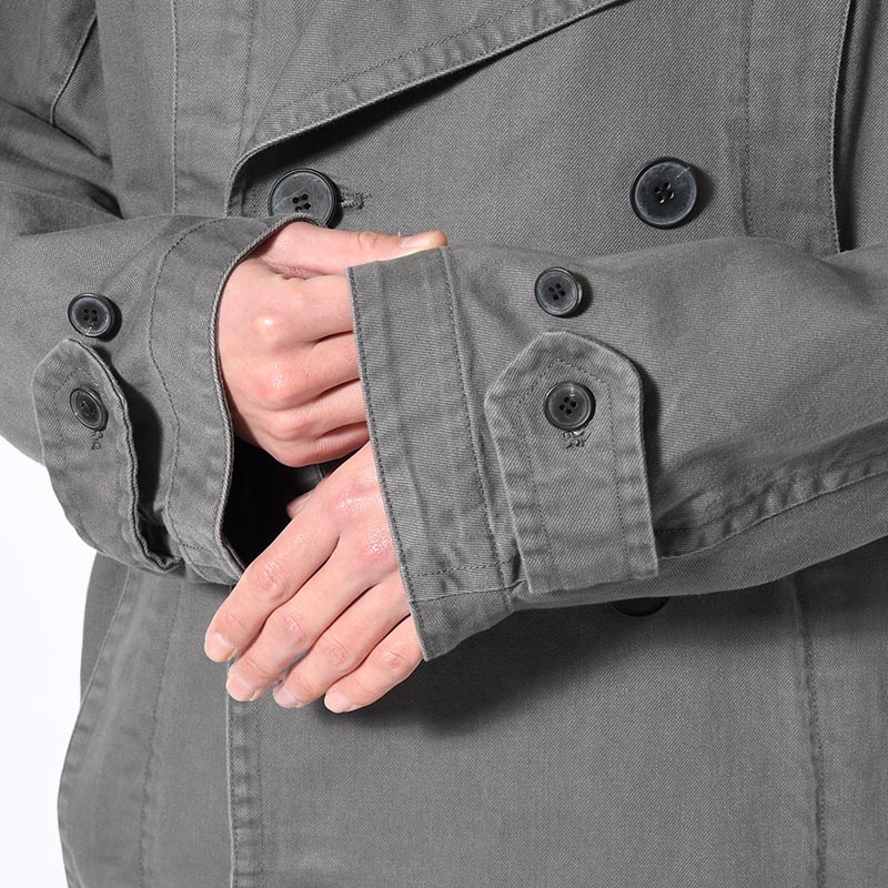 DOUBLE-BREASTED PEACOAT -GREY-