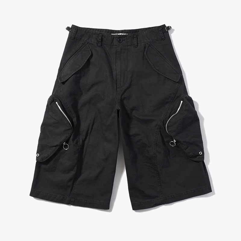 3D TWISTED CARGO SHORTS -BLACK-