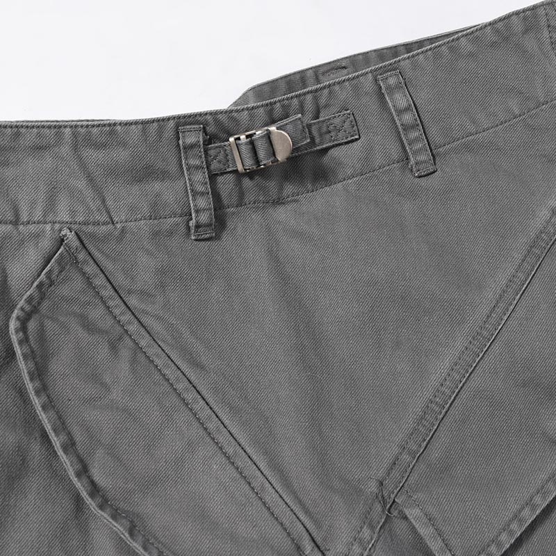 3D TWISTED CARGO SHORTS -GREY-