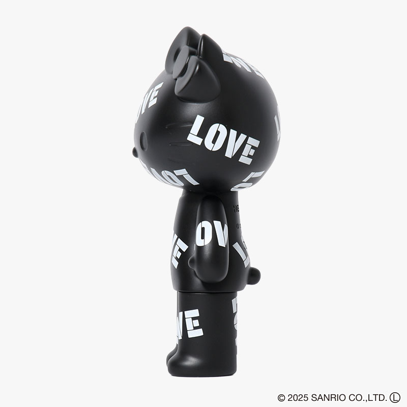 HELLO KITTY BLACK "LOVE"