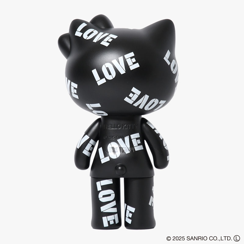 HELLO KITTY BLACK "LOVE"
