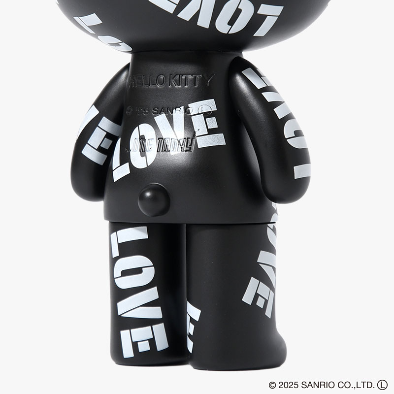 HELLO KITTY BLACK "LOVE"