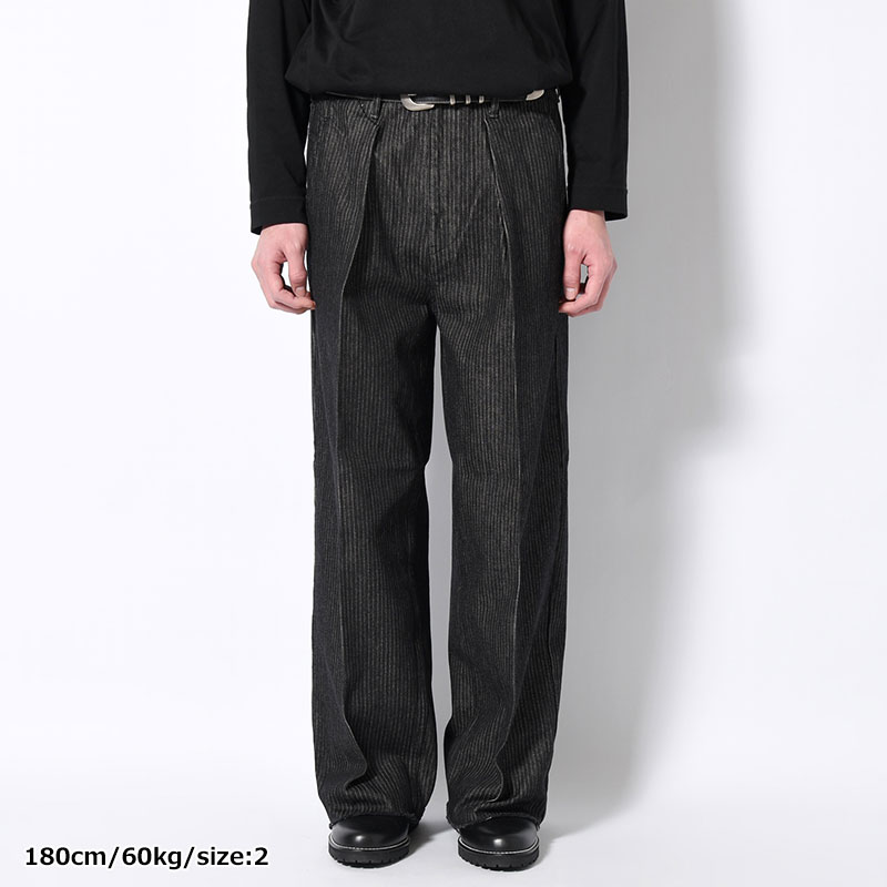 STRIPE DENIM TUCK BAGGY -One Wash -BLACK-