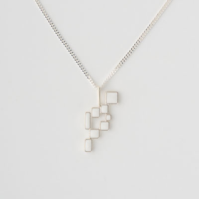 S LOGO BLOCK NECKLACE -WHITE-