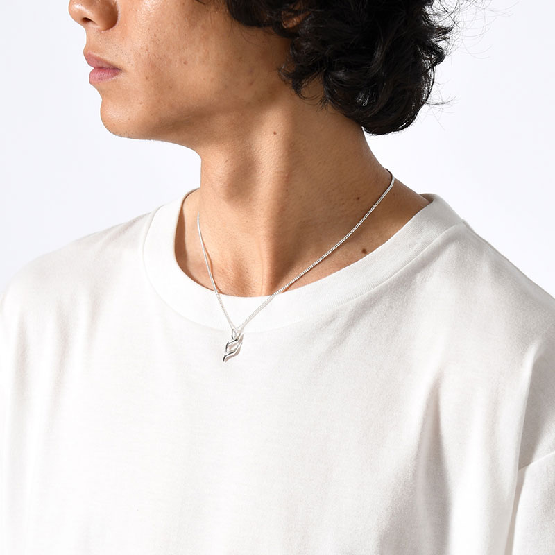 S LOGO SOFT NECKLACE -SILVER-