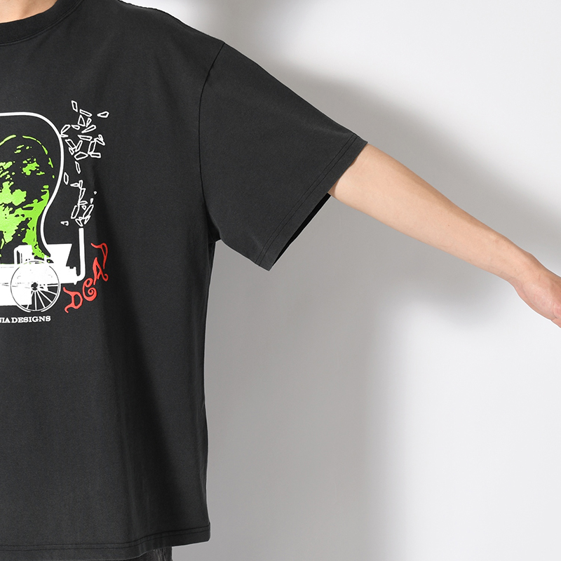ALIENTRACKTOR T-SHIRT -BLACK-