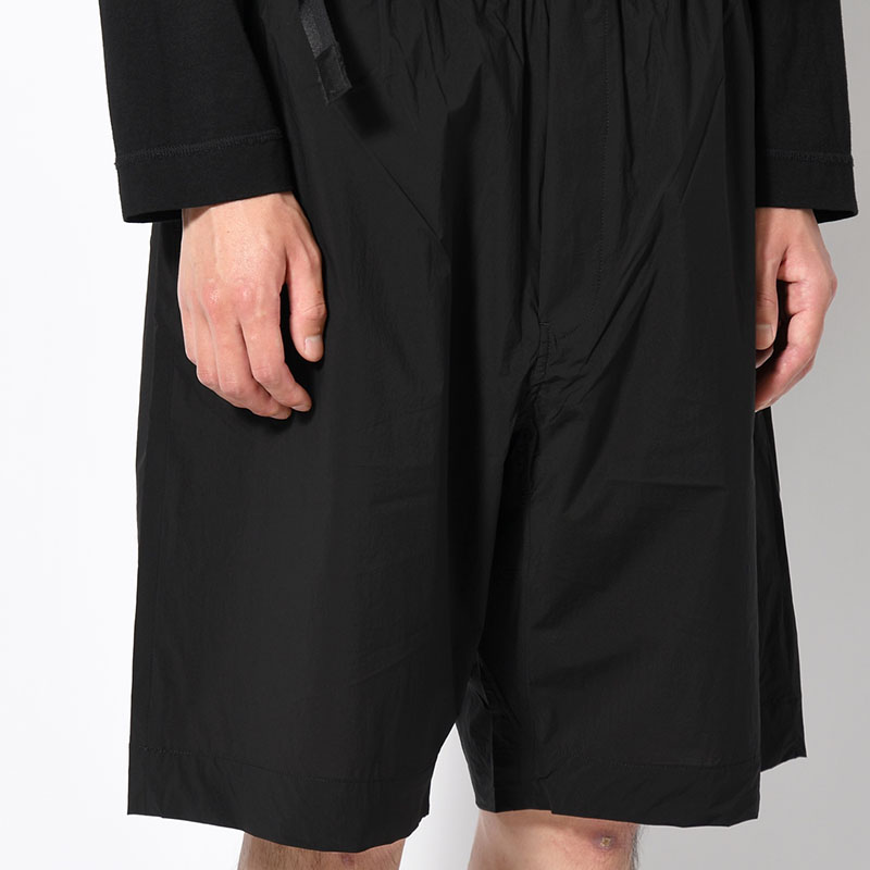 NYLON HALF PANTS -BLACK-