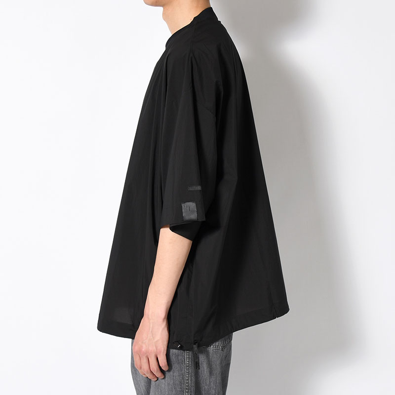 T-SHIRT -BLACK-