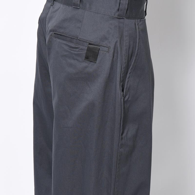 CHINO PANTS -CHARCOAL-