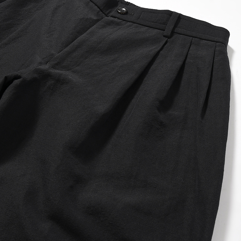 WOOL LINEN TUCKED HALF PANTS -BLACK-