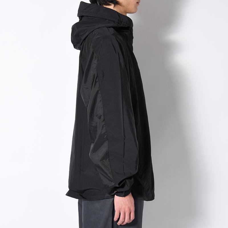 ORGANIZED HOODED PULLOVER / RIPSTOP NYLON -BLACK-