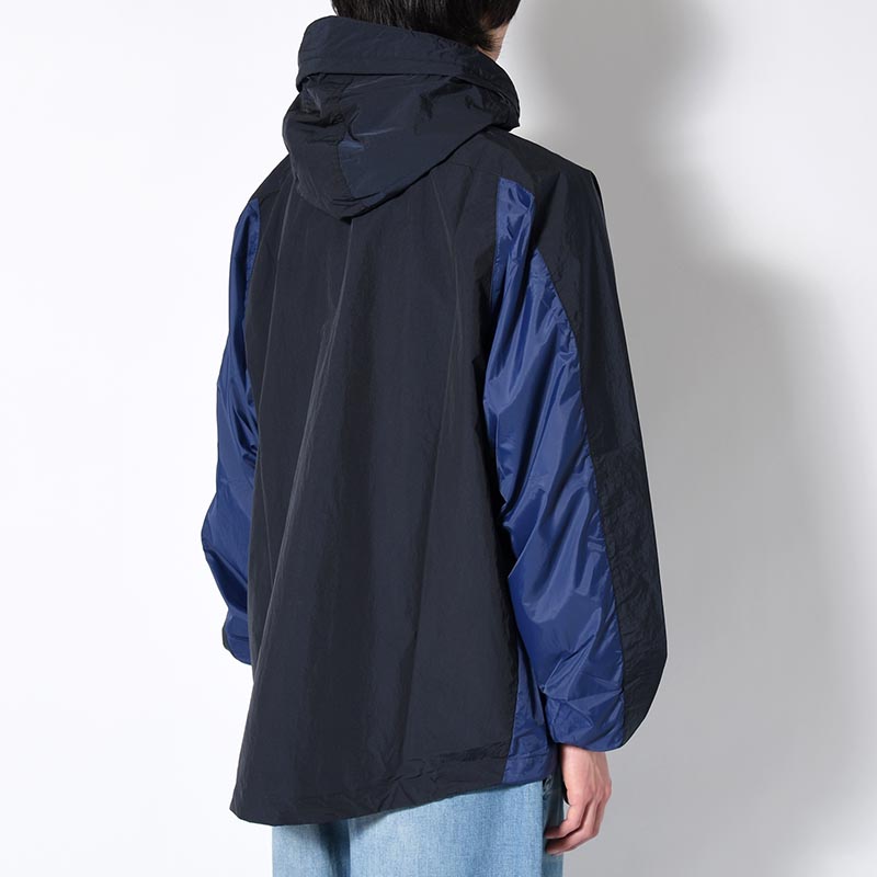 ORGANIZED HOODED PULLOVER / RIPSTOP NYLON -NAVY-