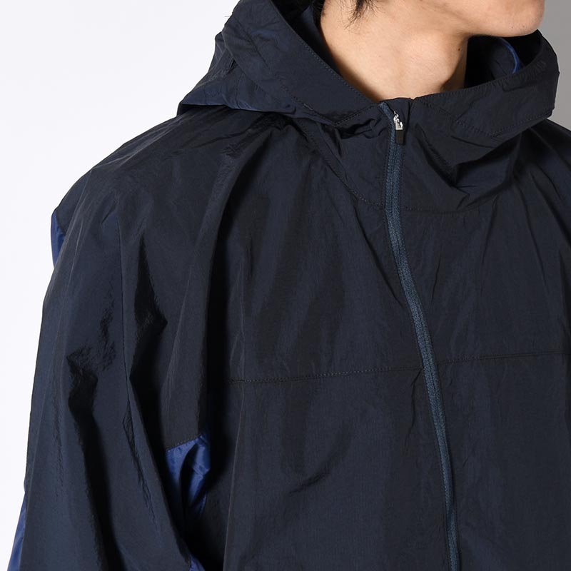 ORGANIZED HOODED PULLOVER / RIPSTOP NYLON -NAVY-