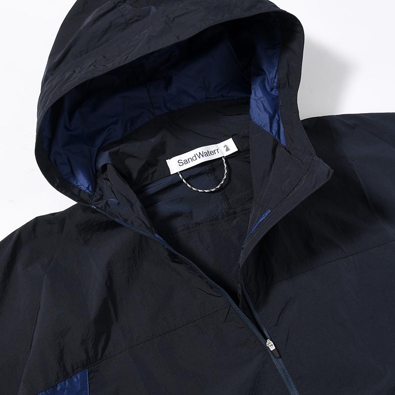 ORGANIZED HOODED PULLOVER / RIPSTOP NYLON -NAVY-