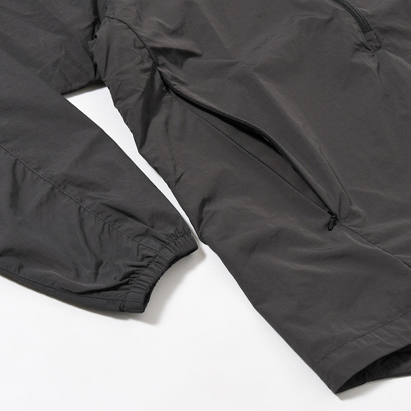 ORGANIZED HOODED PULLOVER / RIPSTOP NYLON -2.COLOR-
