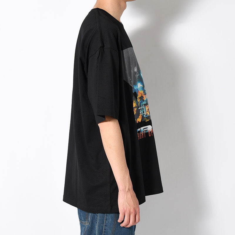 INDEPENDENCE S/S T-SHIRT -BLACK-
