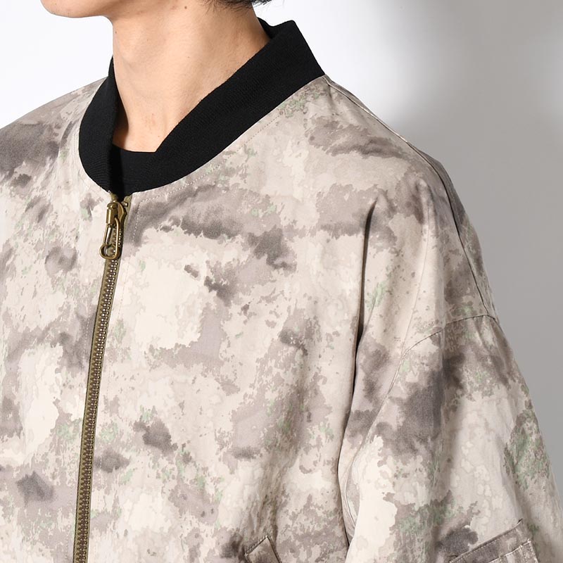 DANGEROUS CAMO BOMBER JACKET -PUKE-