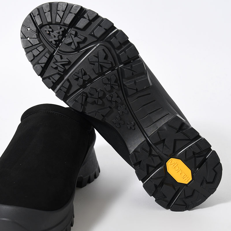 FAR EASTERN MULE -BLACK-