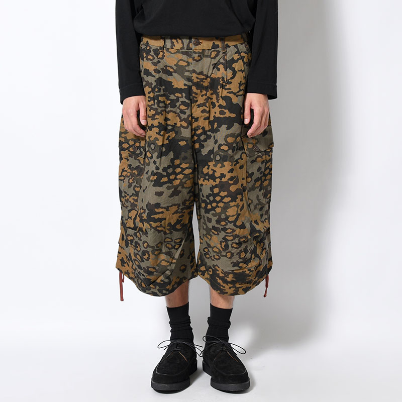 CONFUSED TRADITIONAL SHORTS -LLLEGAL CAMO-