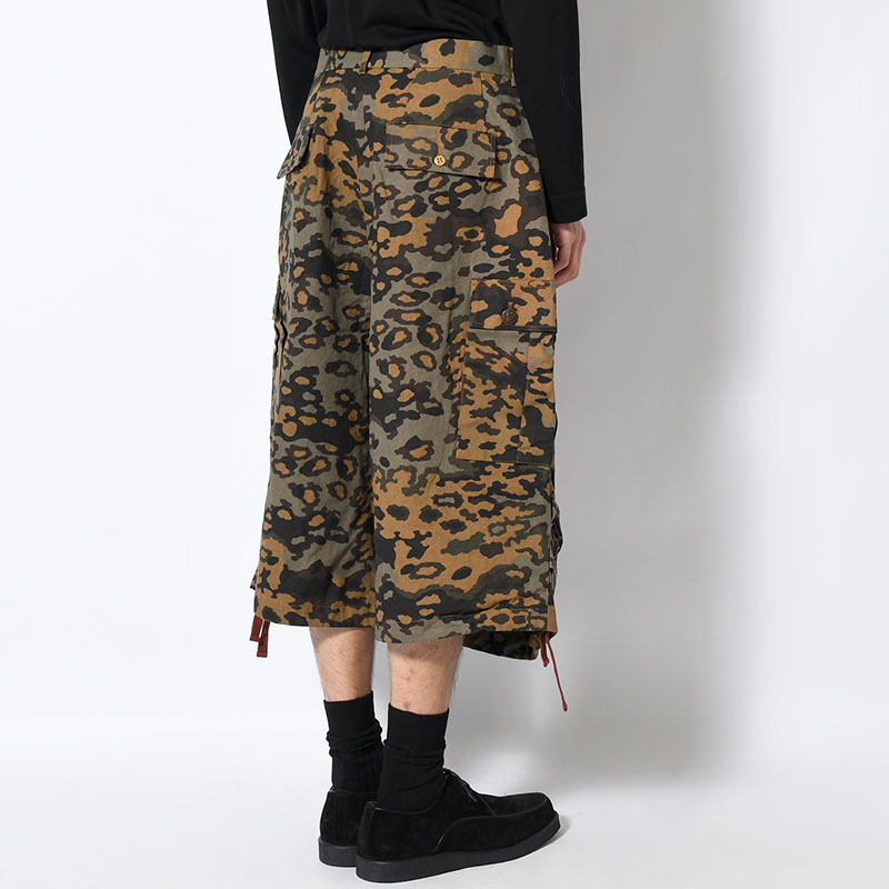 CONFUSED TRADITIONAL SHORTS -LLLEGAL CAMO-