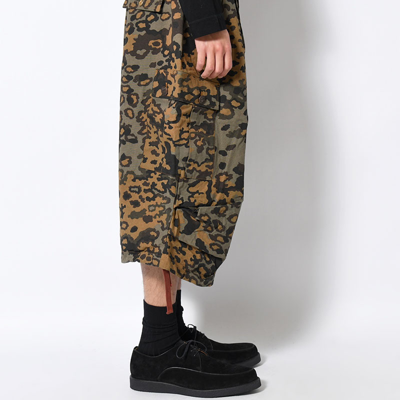 CONFUSED TRADITIONAL SHORTS -LLLEGAL CAMO-