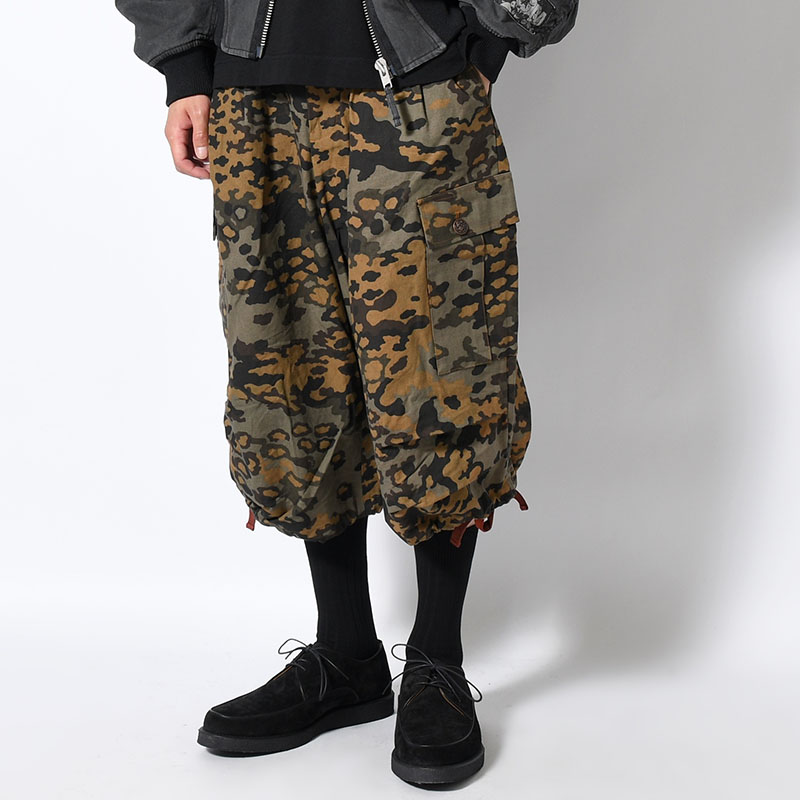 CONFUSED TRADITIONAL SHORTS -LLLEGAL CAMO-