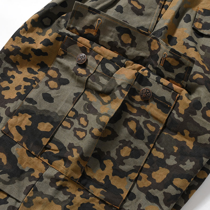 CONFUSED TRADITIONAL SHORTS -LLLEGAL CAMO-