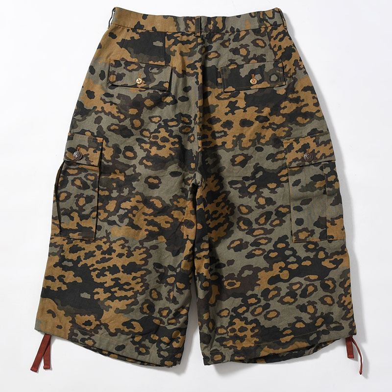 CONFUSED TRADITIONAL SHORTS -LLLEGAL CAMO-