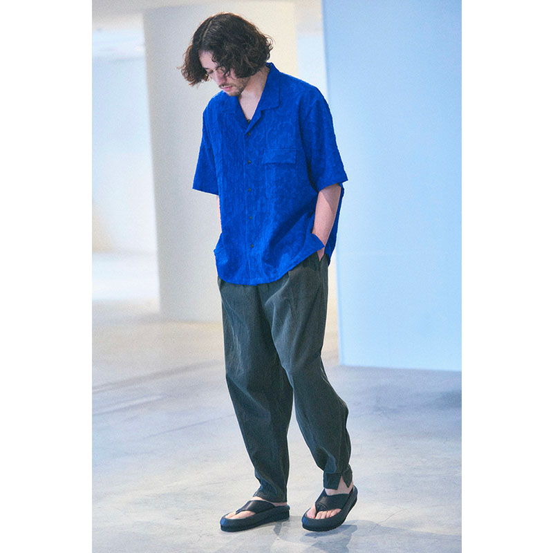 PAISLEY JACQUARD OPEN-COLLAR SHIRT -BLUE-