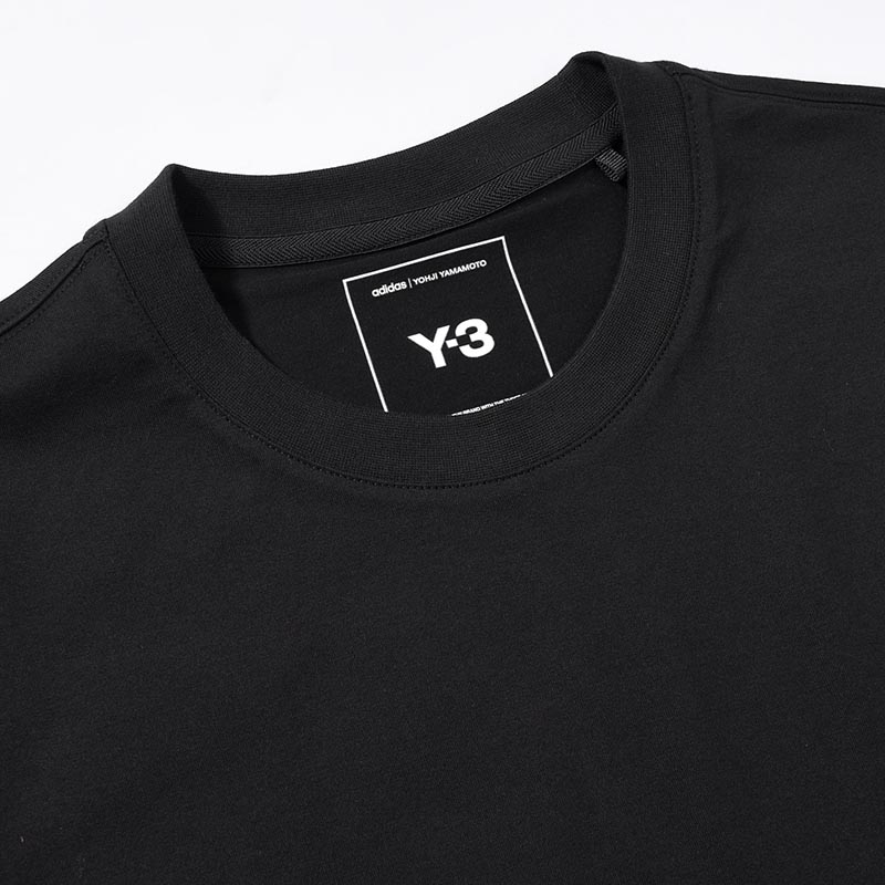 U GFX SS TEE -BLACK-